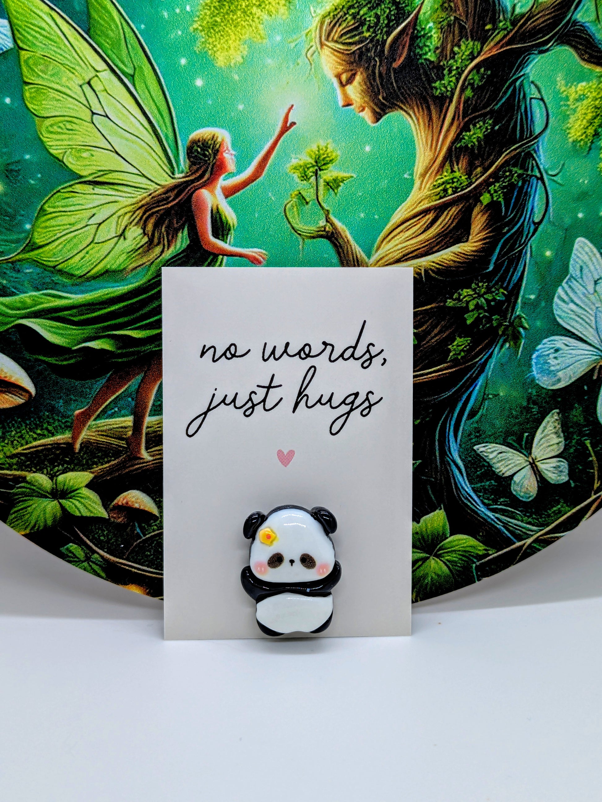 Pocket-hugs panda